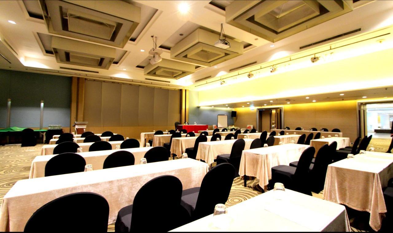The Leisure Hotel バンボー エクステリア 写真
